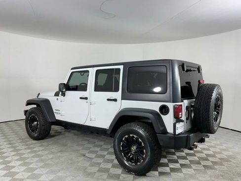 Used 2014 Jeep Wrangler Unlimited Sport w/ Quick Order Package 24S AWD/4WD image 8
