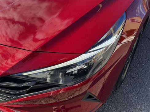 Certified 2023 Hyundai Elantra SEL image 8