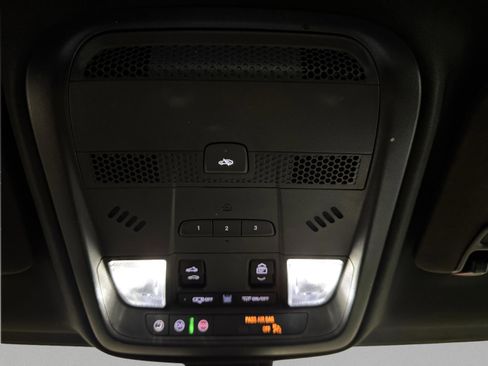 Used 2024 Cadillac XT5 Premium Luxury image 28