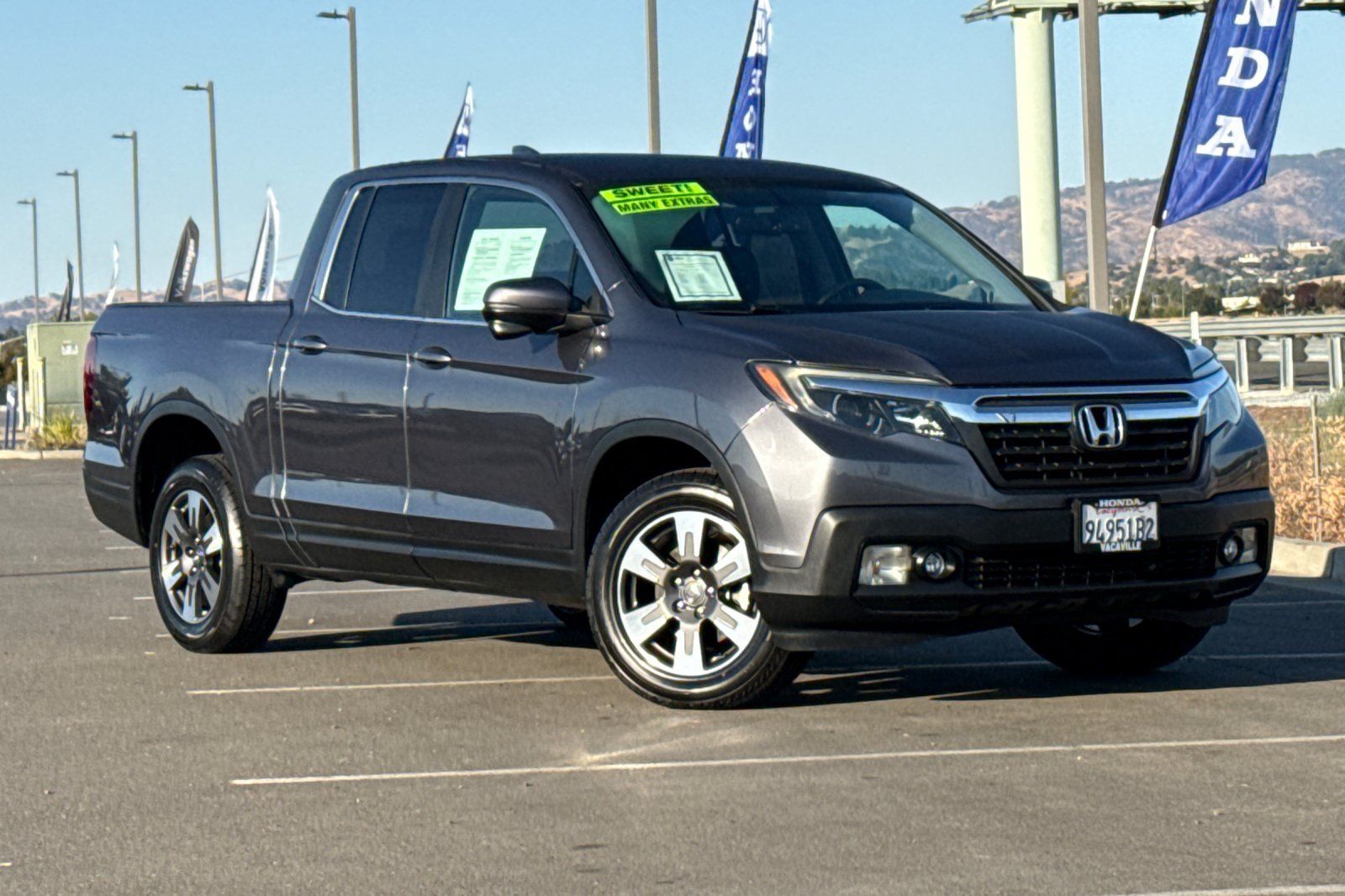 Used 2017 Honda Ridgeline RTL-T image 2