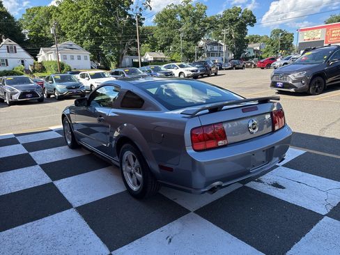 Used 2007 Ford Mustang GT RWD image 4