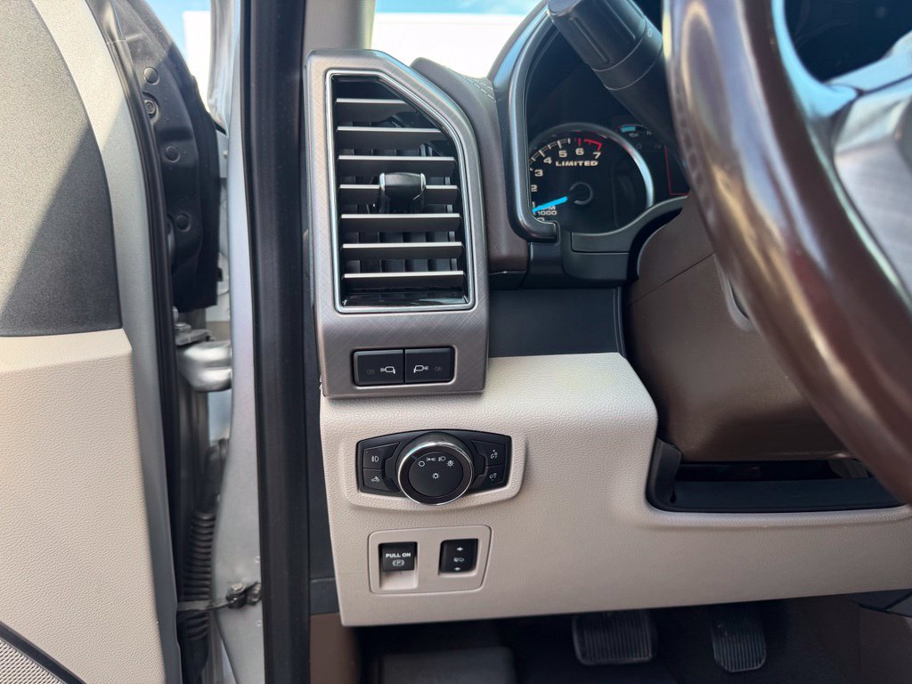 Used 2019 Ford F150 Limited w/ Trailer Tow Package AWD/4WD image 24