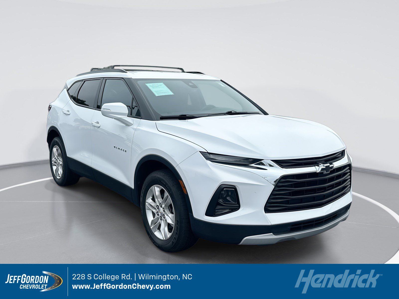 Used 2021 Chevrolet Blazer LT FWD image 1