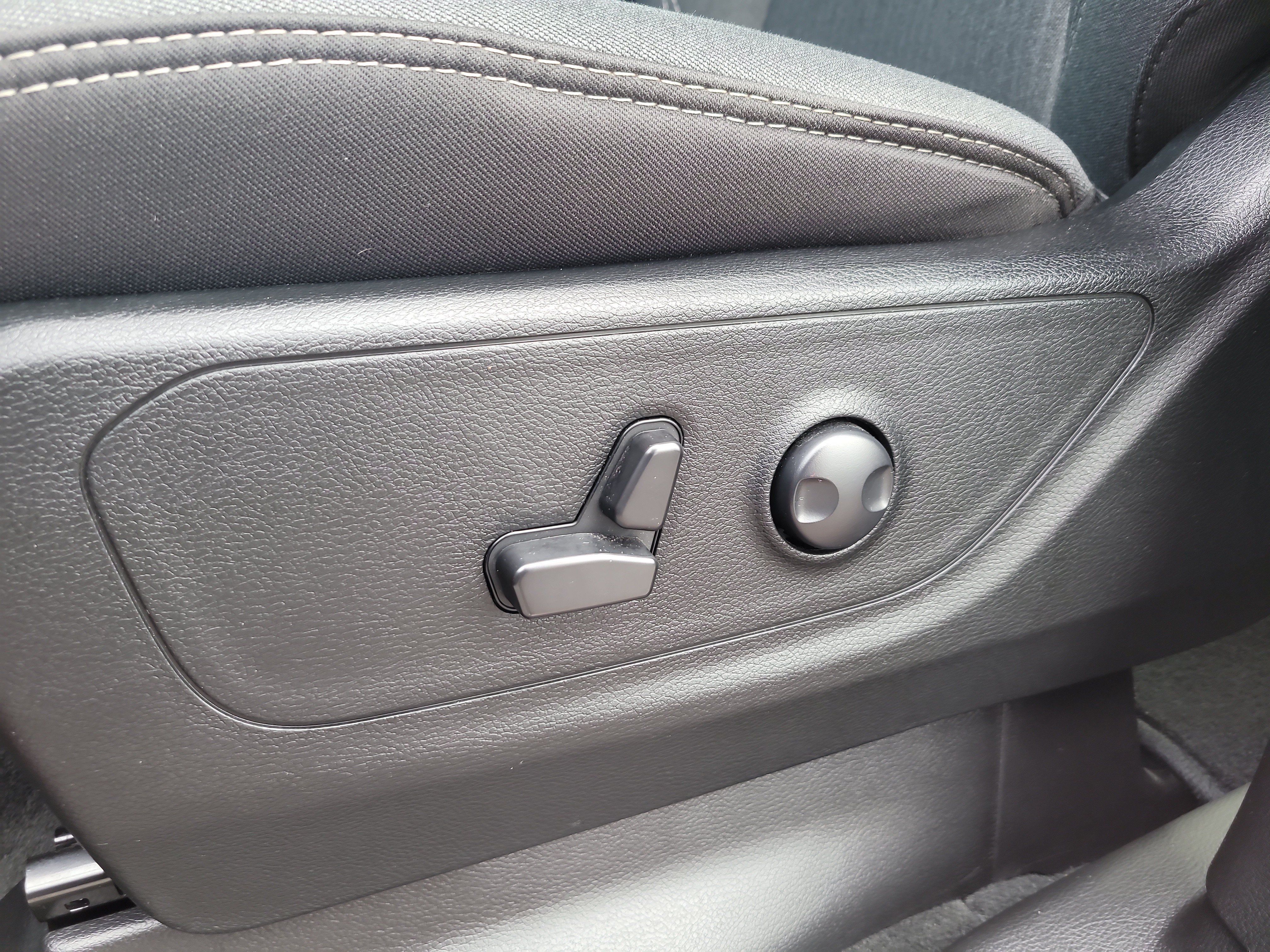 Used 2023 RAM 1500 Big Horn AWD/4WD image 19