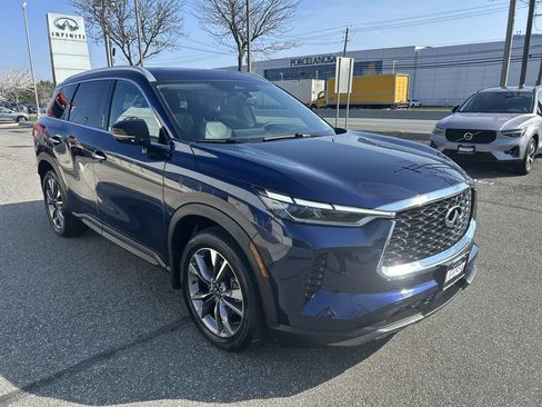 Certified 2022 INFINITI QX60 Luxe w/ Cargo Package AWD/4WD image 2