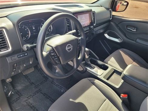 Used 2023 Nissan Frontier SV w/ Technology Package image 7