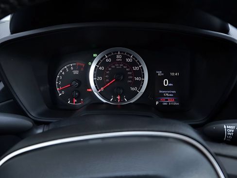 Certified 2022 Toyota Corolla Cross LE AWD/4WD image 31