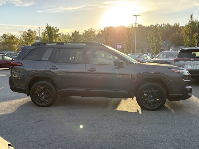 Certified 2026 Subaru Outback Limited AWD/4WD image 2