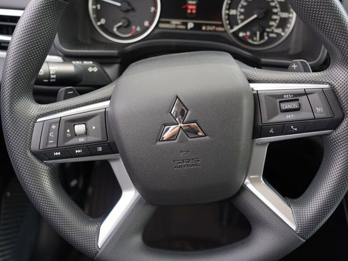 New 2026 Mitsubishi Outlander ES AWD/4WD image 22