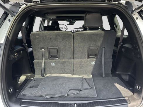 Used 2025 Jeep Grand Cherokee L Altitude AWD/4WD image 29
