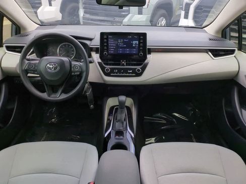 Used 2021 Toyota Corolla LE FWD image 14