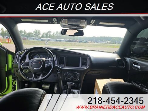 Used 2019 Dodge Charger Scat Pack w/ Plus Group image 7