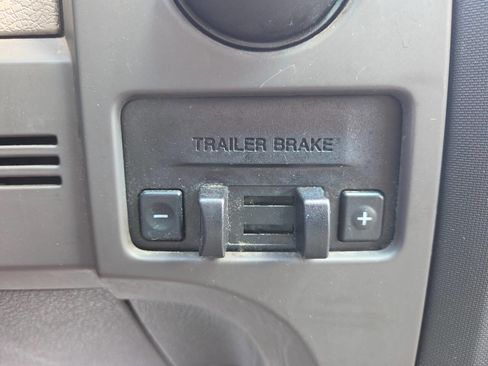 Used 2010 Ford F150 XL RWD image 18