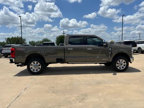 New 2026 Ford F350 Lariat w/ Chrome Package AWD/4WD image 8