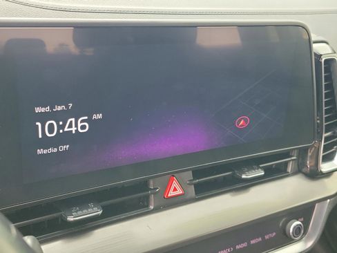 Used 2024 Kia Sportage EX image 14