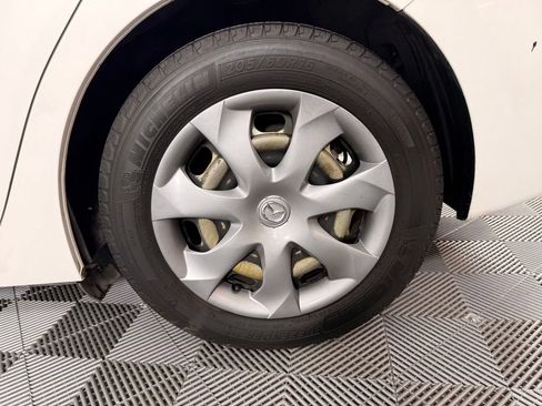 Used 2014 MAZDA MAZDA3 i Sport FWD image 15