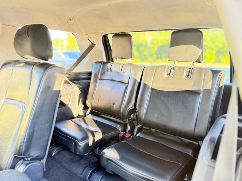 Used 2010 Toyota 4Runner SR5 AWD/4WD image 10