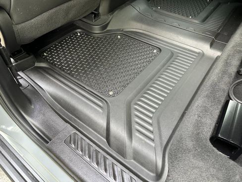 Used 2024 GMC Sierra 2500 AT4 w/ AT4 Premium Plus Package image 22