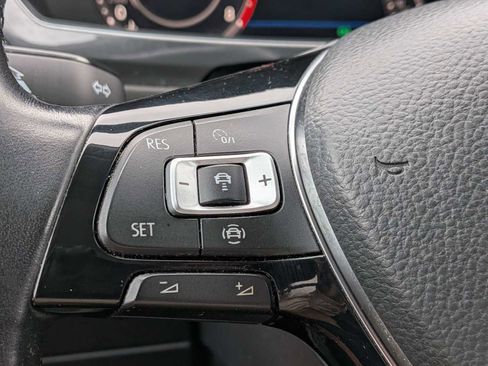 Used 2019 Volkswagen Tiguan SEL AWD/4WD image 23