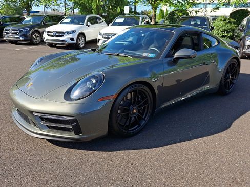 Used 2023 Porsche 911 Carrera 4 GTS AWD/4WD image 3