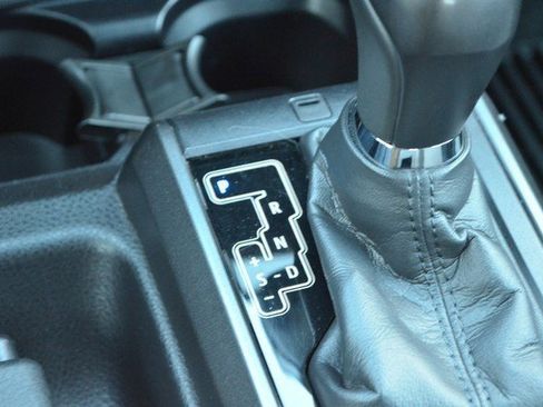 Used 2023 Toyota Tacoma TRD Sport image 28