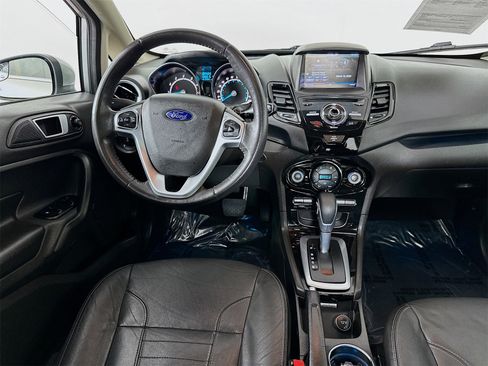 Used 2015 Ford Fiesta Titanium image 22