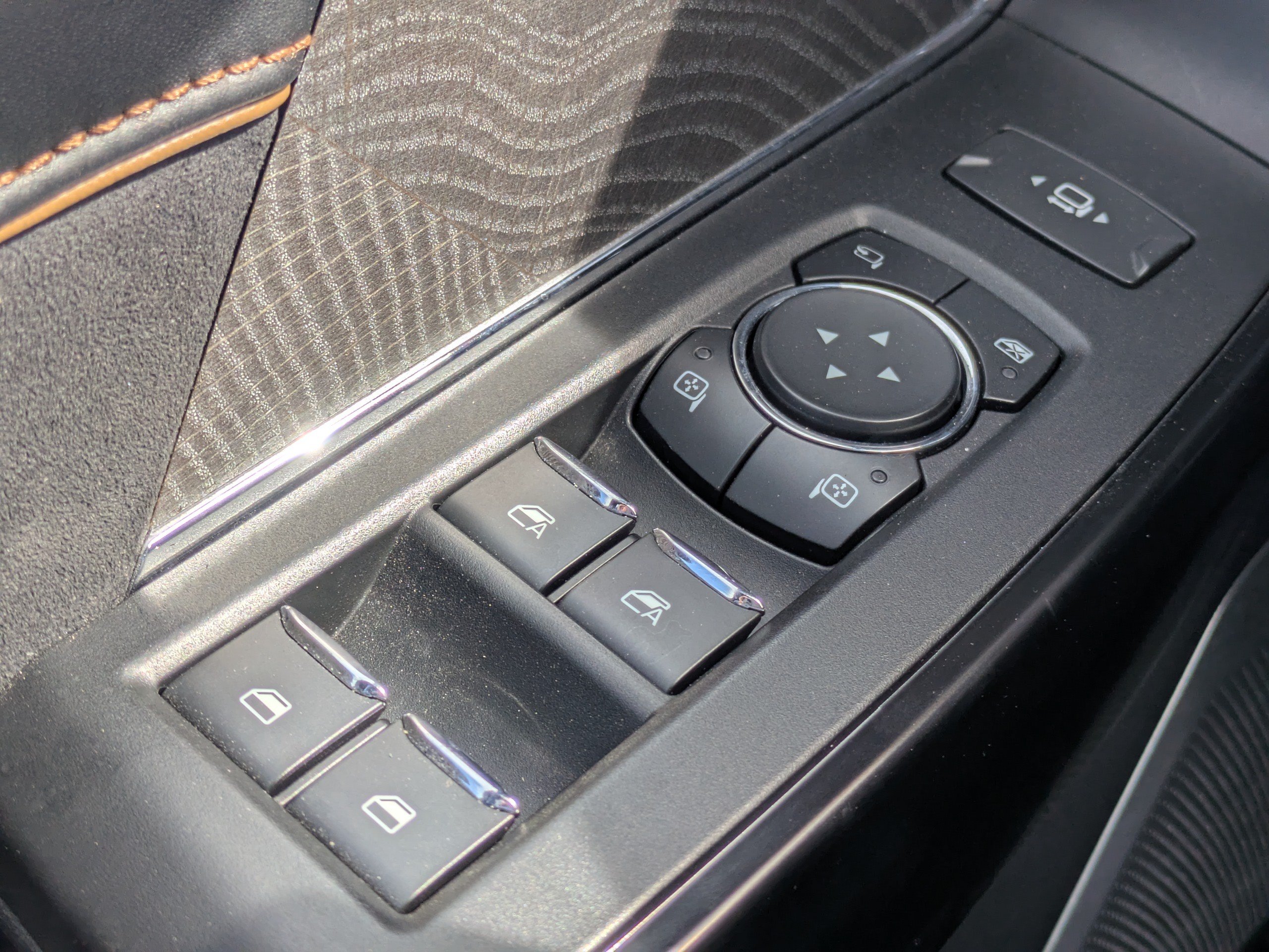 Used 2023 Ford F250 Platinum AWD/4WD image 23