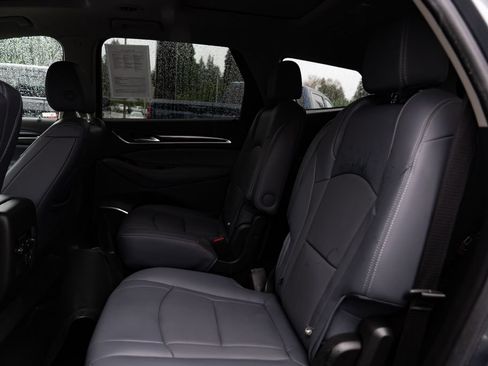 Used 2020 Buick Enclave Premium w/ Sun and Sites Package AWD/4WD image 22