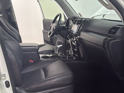 Used 2023 Toyota 4Runner TRD Off-Road Premium image 18