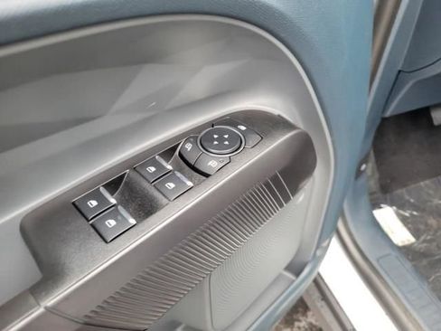 New 2025 Ford Maverick XL w/ Equipment Group 101A image 22