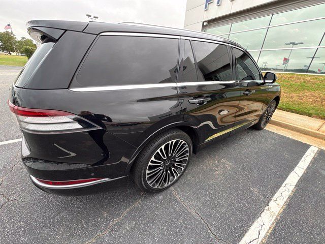 Used 2023 Lincoln Aviator Black Label w/ Class IV Trailer Tow Package AWD/4WD image 3