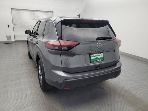 Used 2024 Nissan Rogue S AWD/4WD image 6
