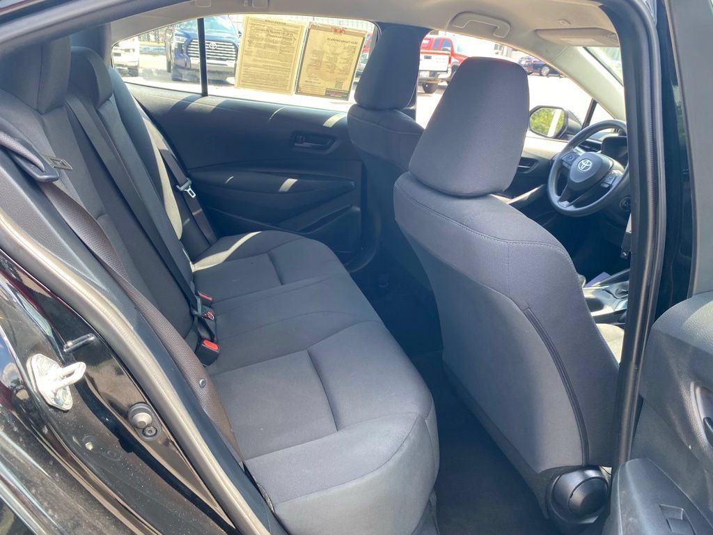 Used 2024 Toyota Corolla LE FWD image 16