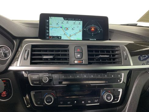 Used 2018 BMW 430i Convertible image 26