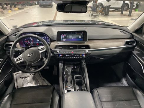 Used 2020 Kia Telluride SX w/ SX Prestige Package image 8