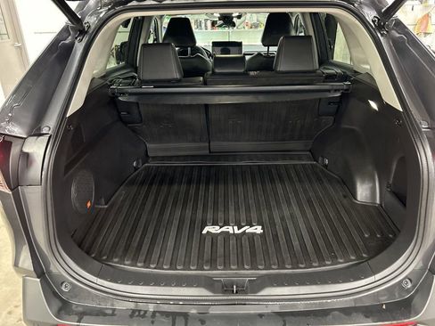 Used 2023 Toyota RAV4 XLE Premium AWD/4WD image 29