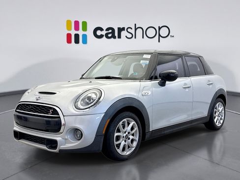 Used 2021 MINI Cooper S image 1