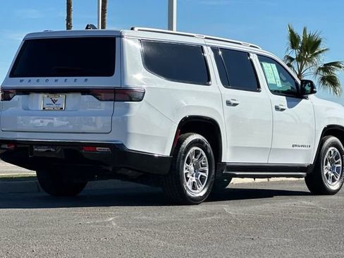 Certified 2024 Jeep Wagoneer L 4WD image 7