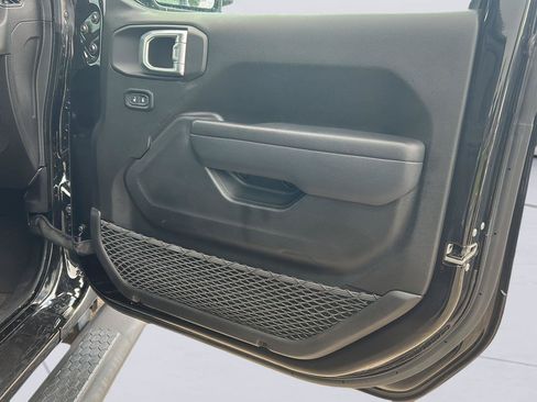 Used 2024 Jeep Wrangler Unlimited Sport AWD/4WD image 24