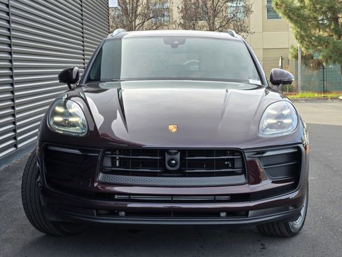 New 2026 Porsche Macan AWD/4WD image 10