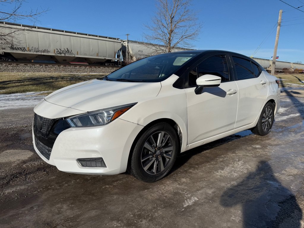 Used 2020 Nissan Versa SV FWD image 7