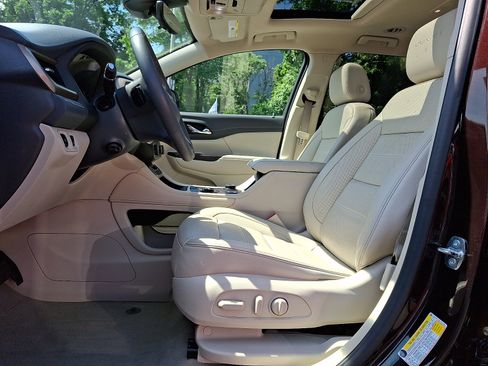 Used 2020 GMC Acadia Denali AWD/4WD image 11