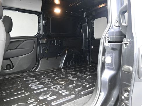 Used 2022 RAM ProMaster City Tradesman image 16