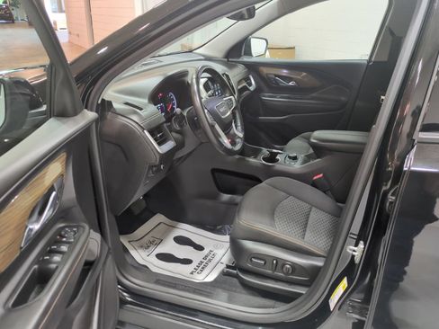 Used 2018 GMC Terrain SLE w/ Driver Convenience Package AWD/4WD image 15