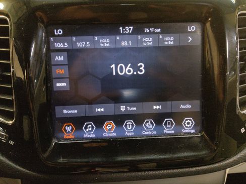 Used 2020 Jeep Compass Limited FWD image 25