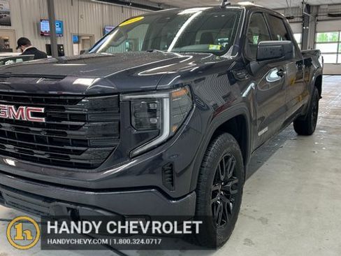 Used 2022 GMC Sierra 1500 Elevation w/ X31 Off-Road Package image 1