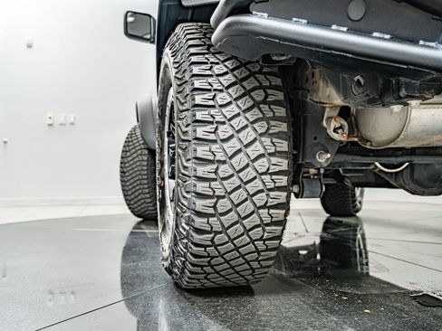Used 2022 Ford Bronco 2-Door w/ Sasquatch Package AWD/4WD image 46
