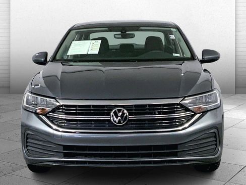 Used 2023 Volkswagen Jetta S image 2