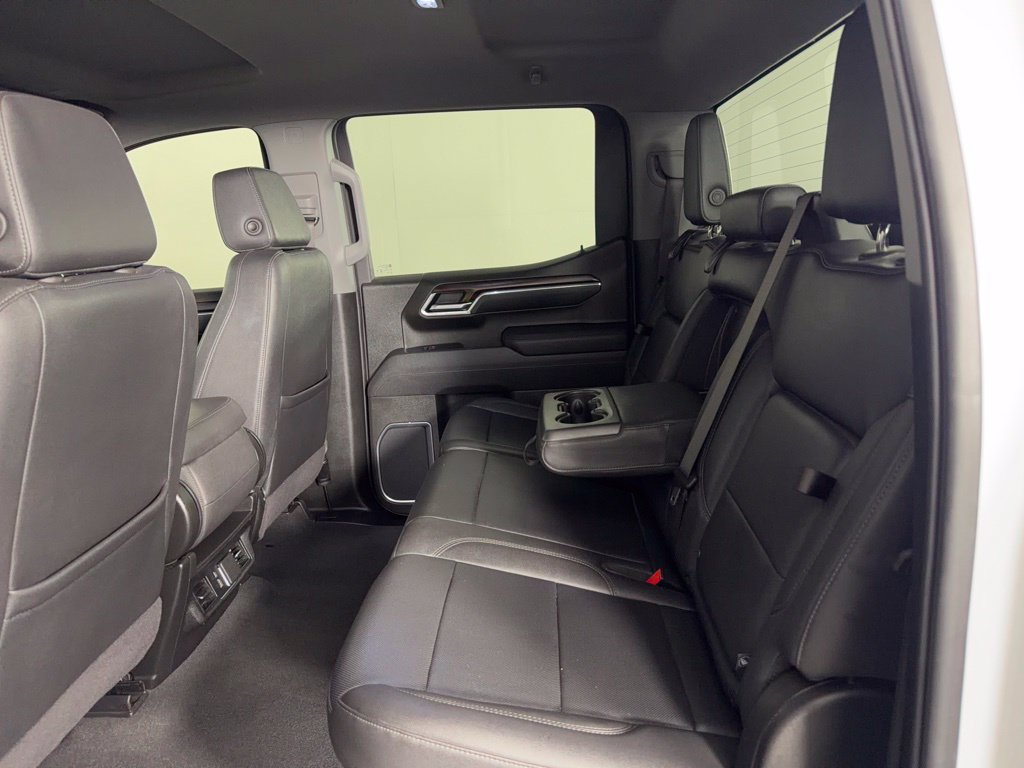 Used 2025 GMC Sierra 1500 SLT RWD image 18