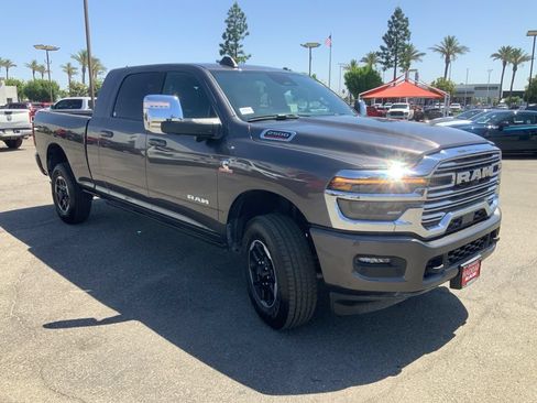 New 2025 RAM 2500 Laramie AWD/4WD image 3
